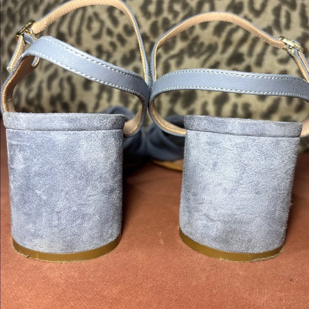 Giorgio Armani blue luxury leather/ suede strappy heeled sandals block heel 8.5
